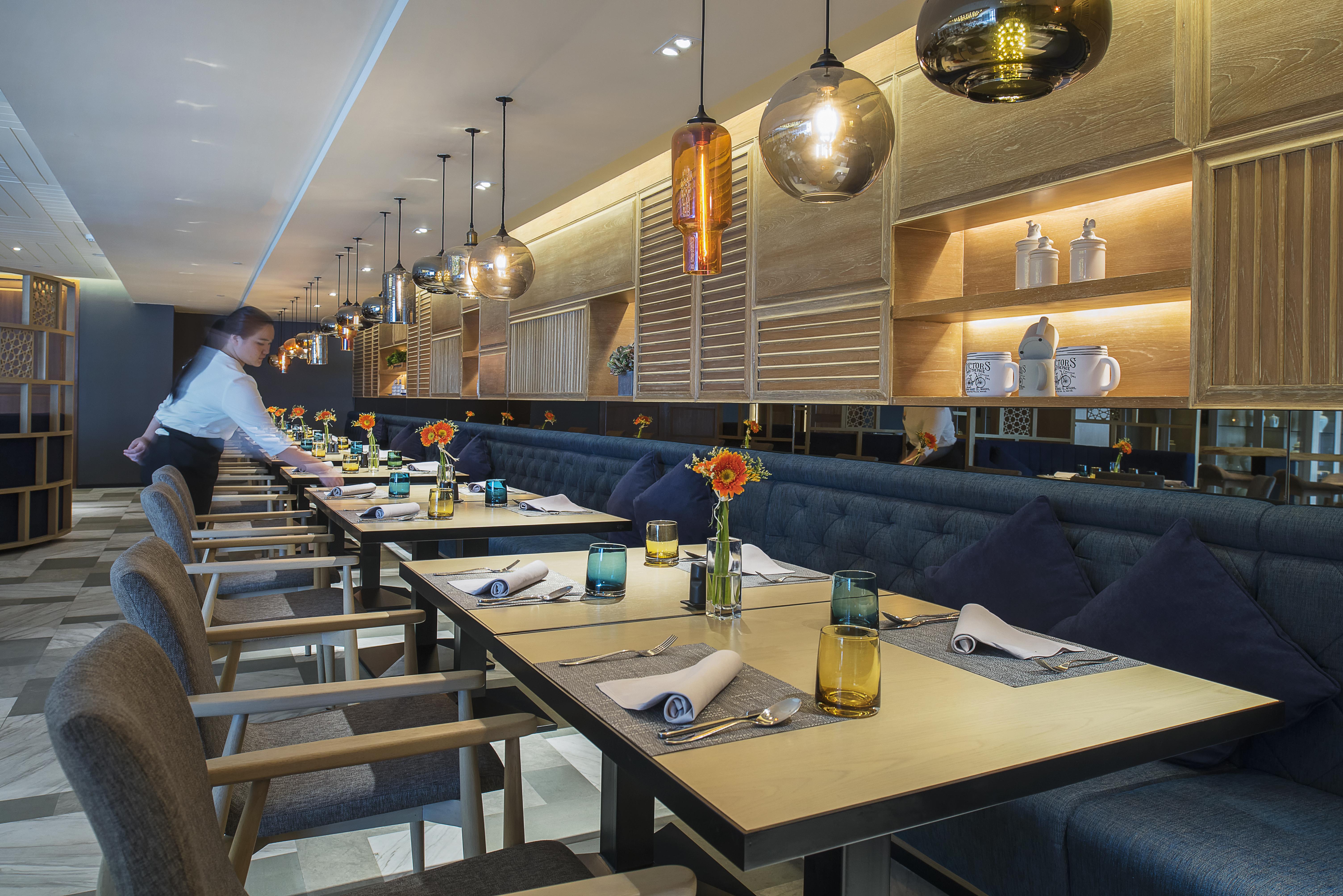 Novotel Bangkok Sukhumvit 20 Luaran gambar The interior of the restaurant