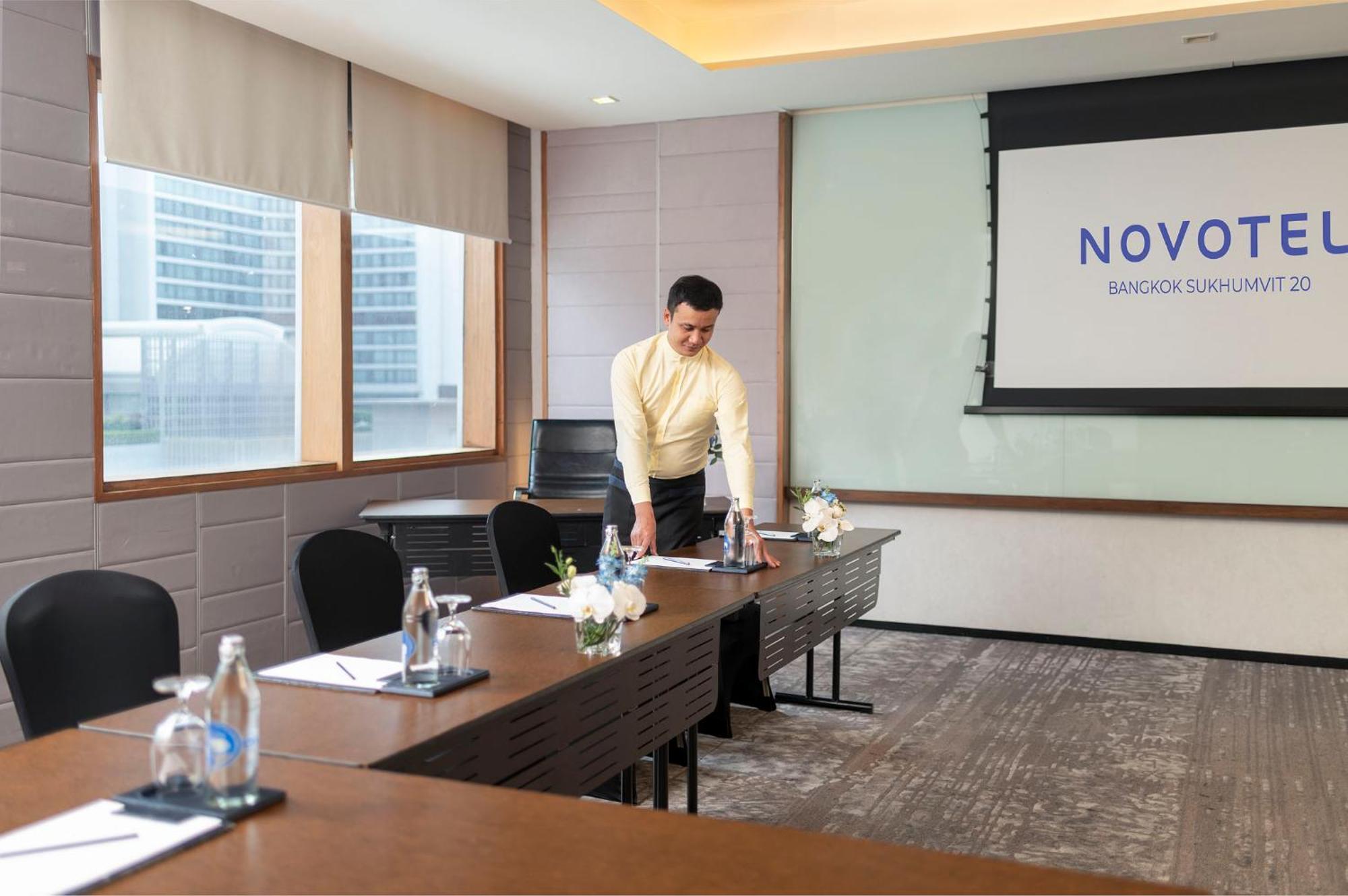 Novotel Bangkok Sukhumvit 20 Luaran gambar Meeting room